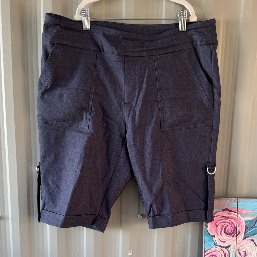 Bella Rose Closet Dark Blue Casual Shorts